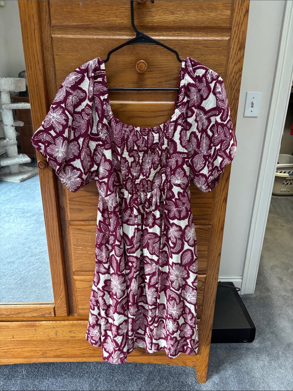 Time and Tru Burgundy and White Floral Puff-Sleeve Mini Dress